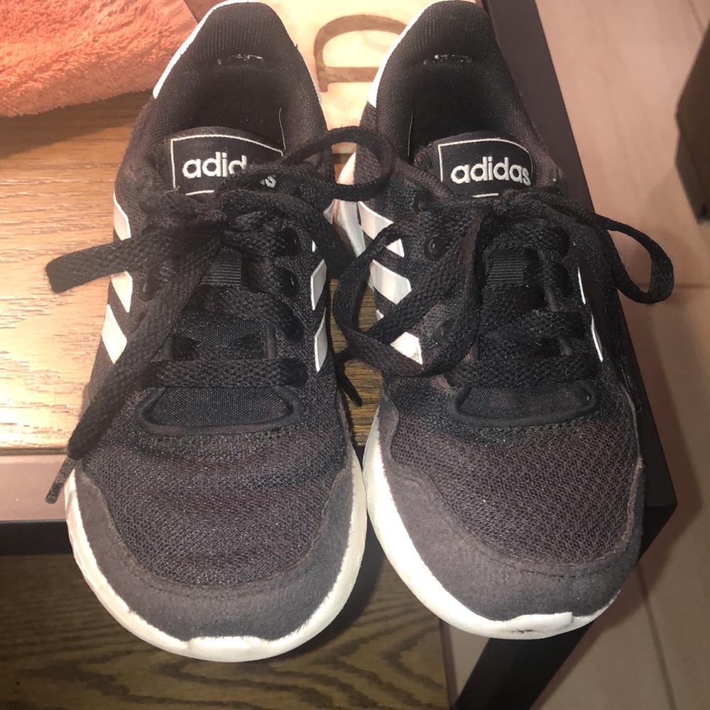 12K Adidas - Picture 2 of 4